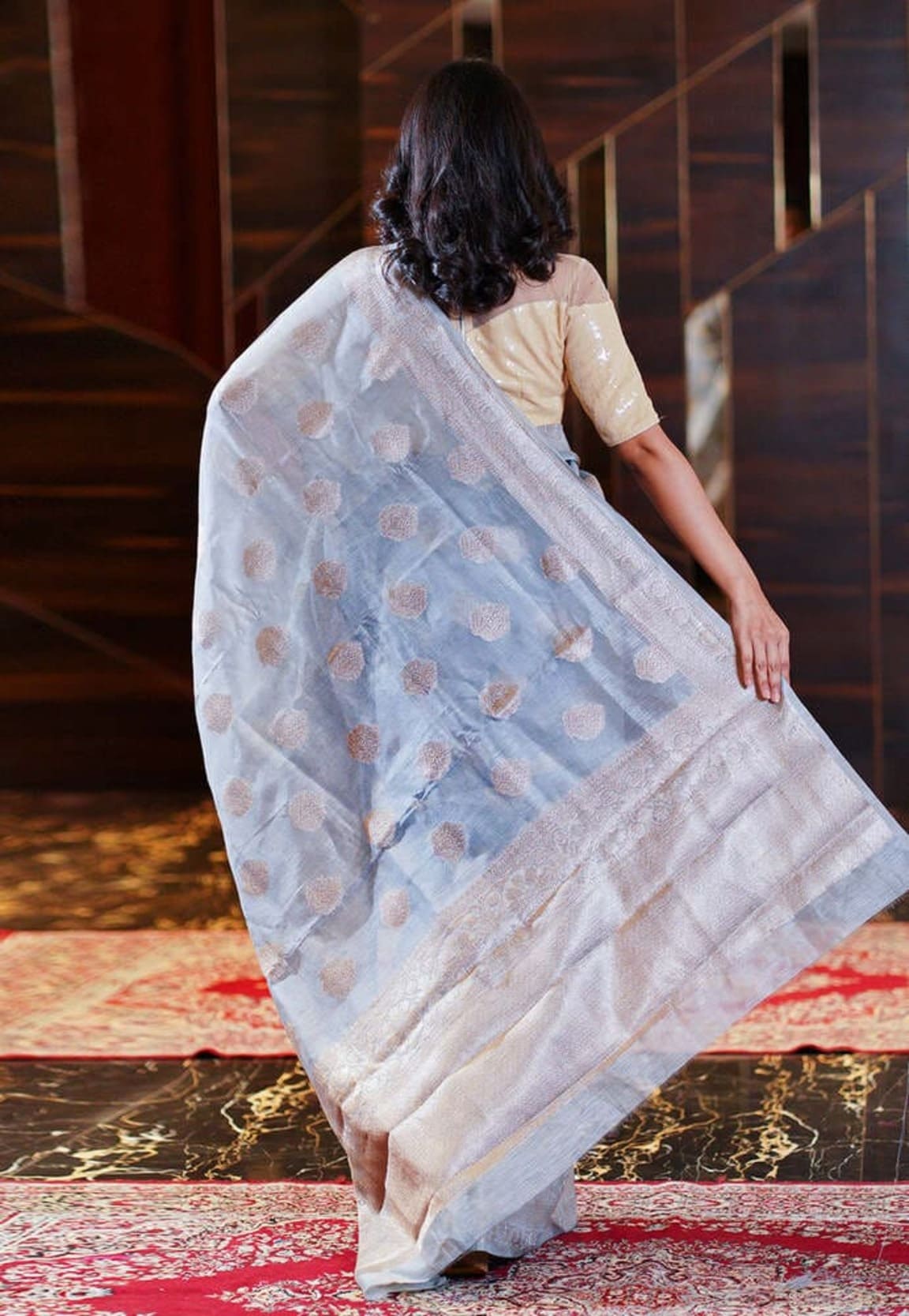 Ash-grey linen saree back drape with allover woven motifs and border detail