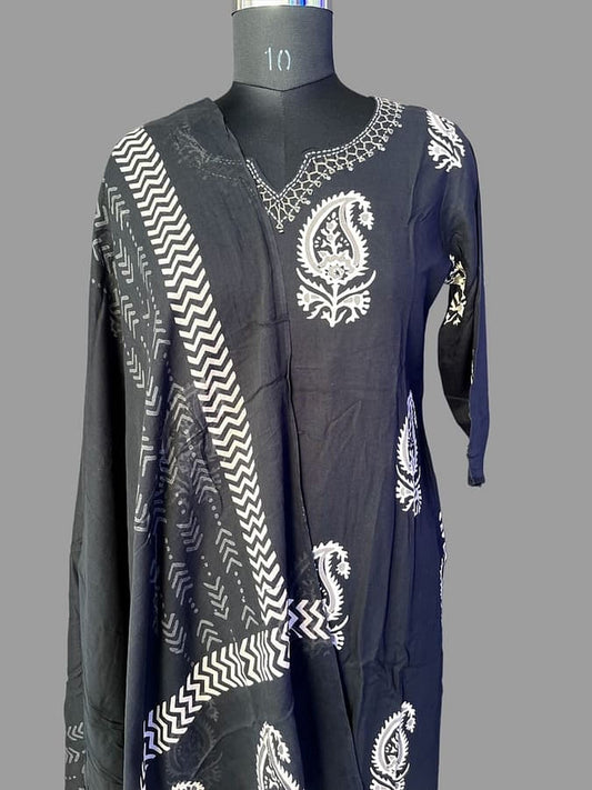 Black rayon suit set by Tamanna Saree: black embroidered kurta with paisley accents and dupatta