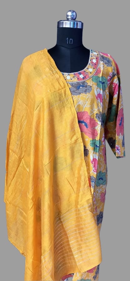 Plus Size Multicolor Rayon Slab Suit Set