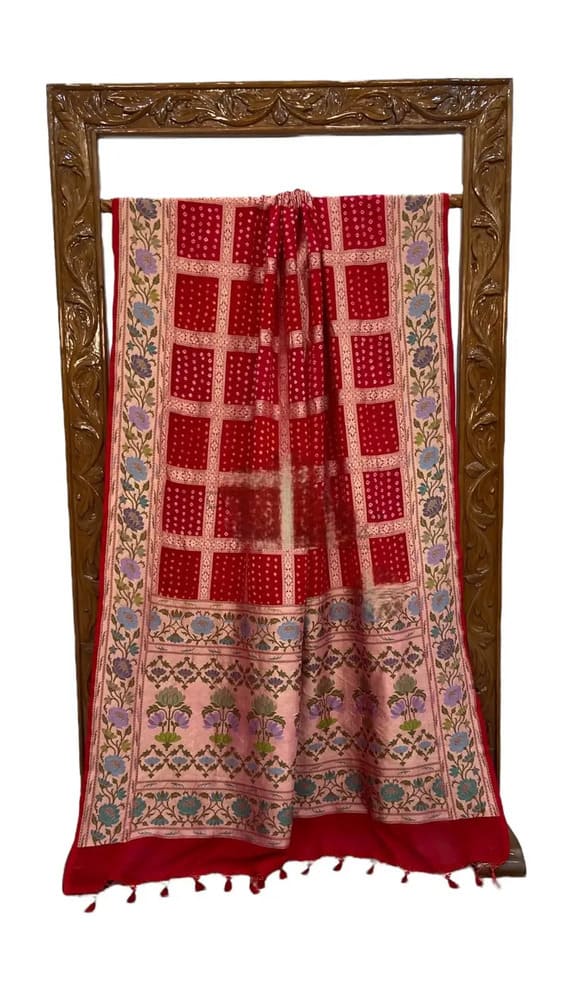 Red Pure Georgette Bandhej Handloom Banarasi Saree - Meenakari