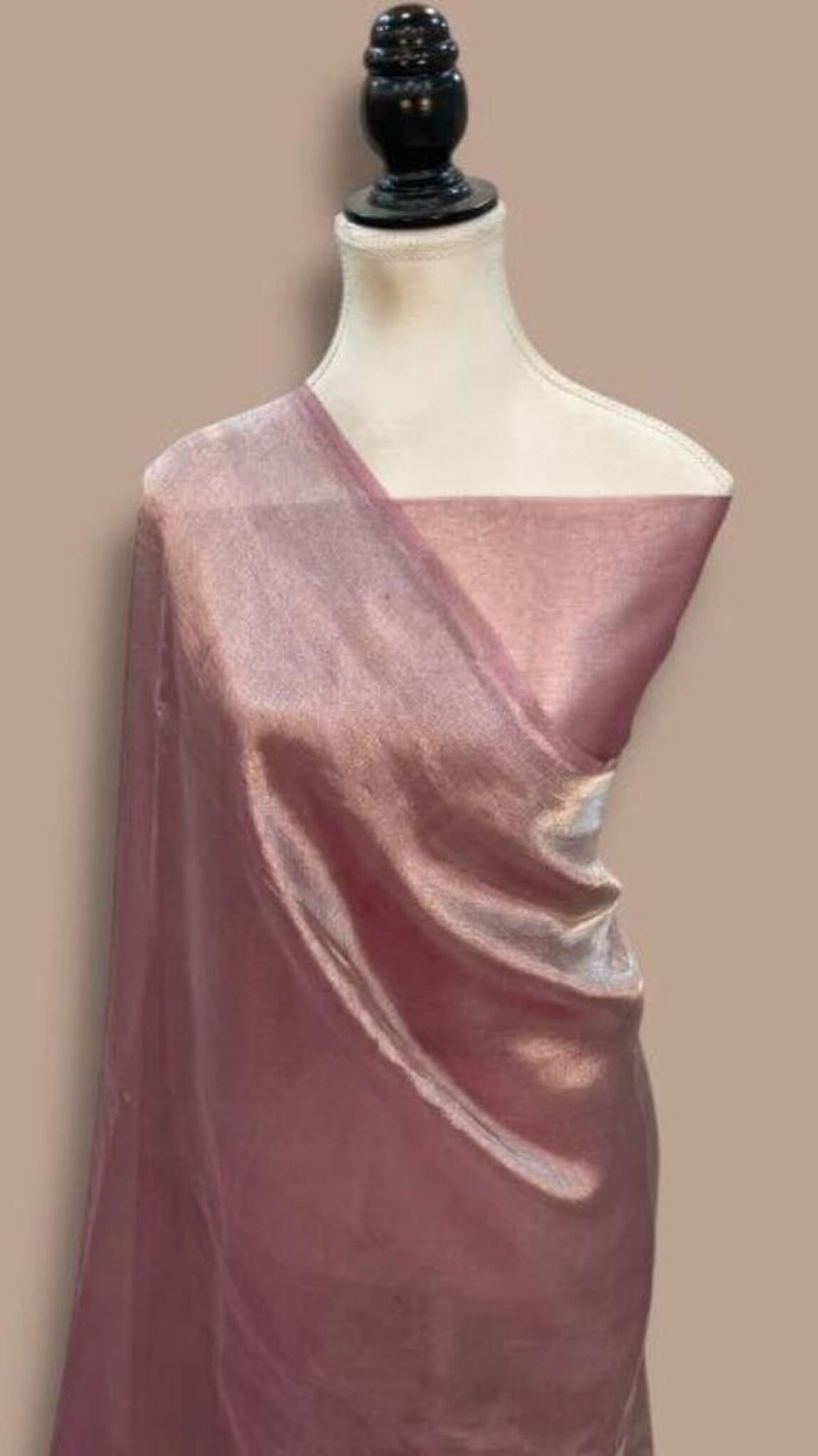 Lilac Banarasi saree drape with satin sheen and contrast border on mannequin