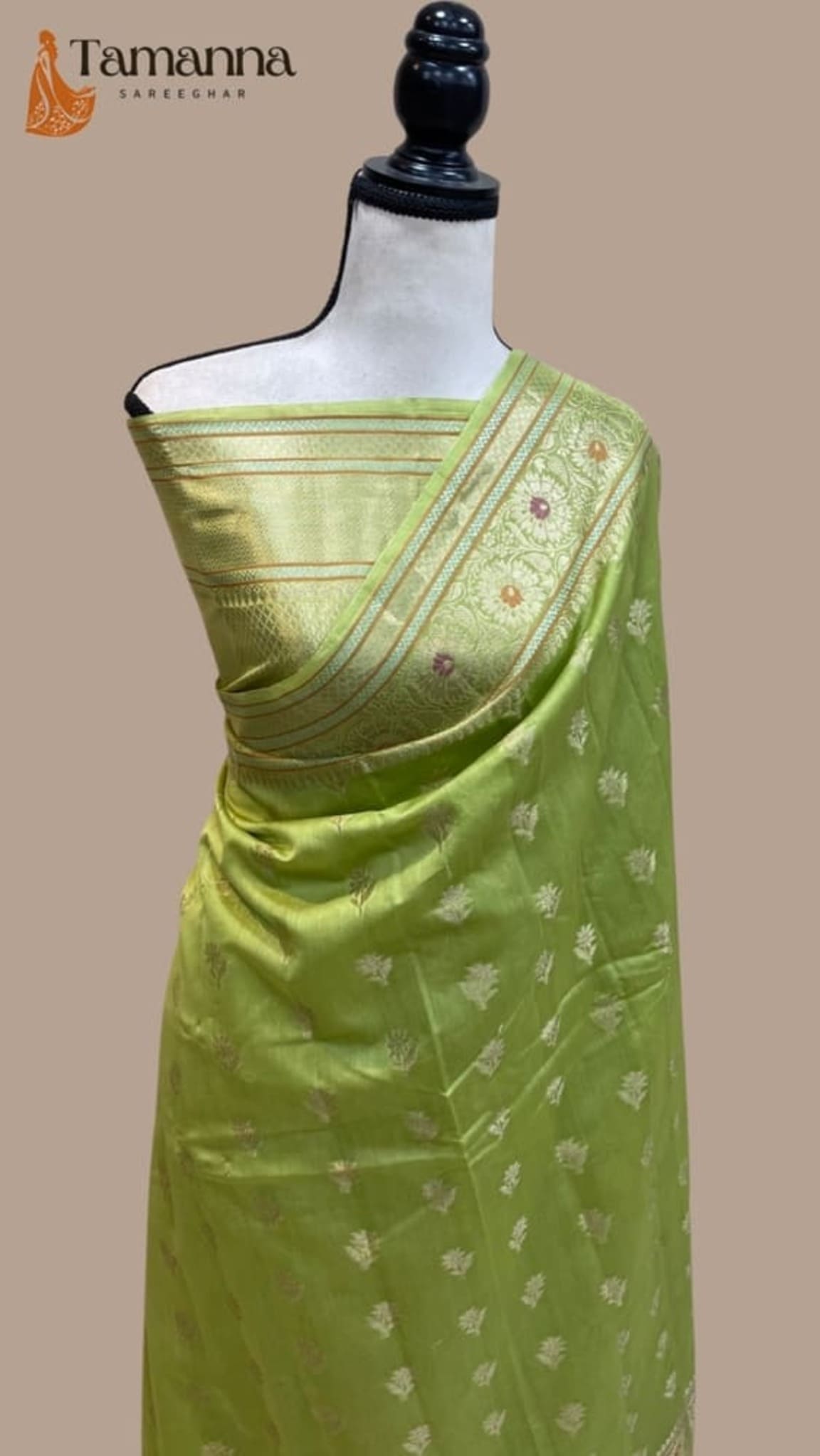 Olive green cotton saree pallu with woven border and scattered tiny motifs