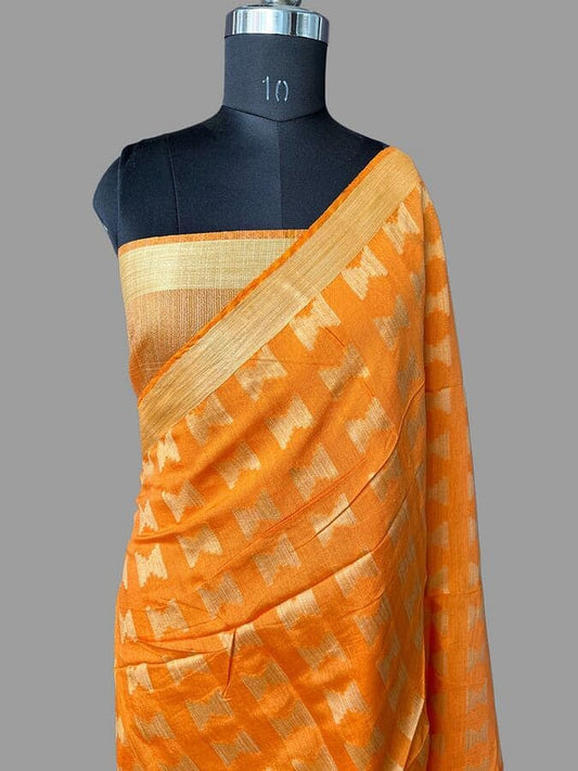 Peach silk Banarasi saree with gold pallu border and geometric motifs on mannequin