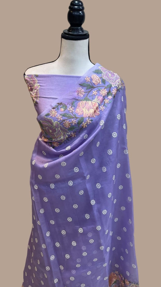 Lavender organza saree with all-over small motif prints and gold-pink floral pallu